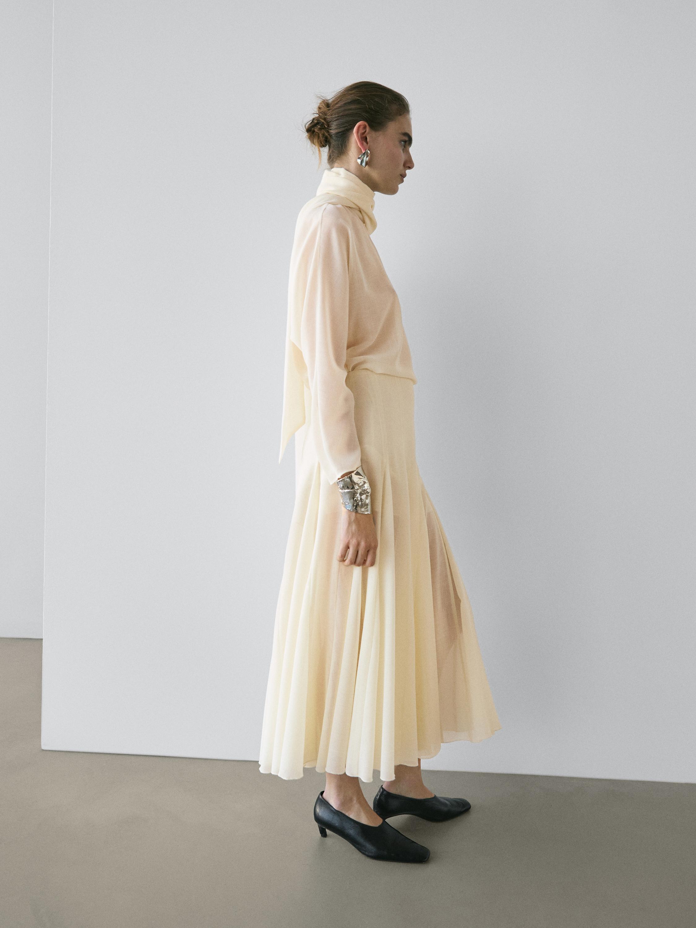 Short flowing flared skirt - STUDIO